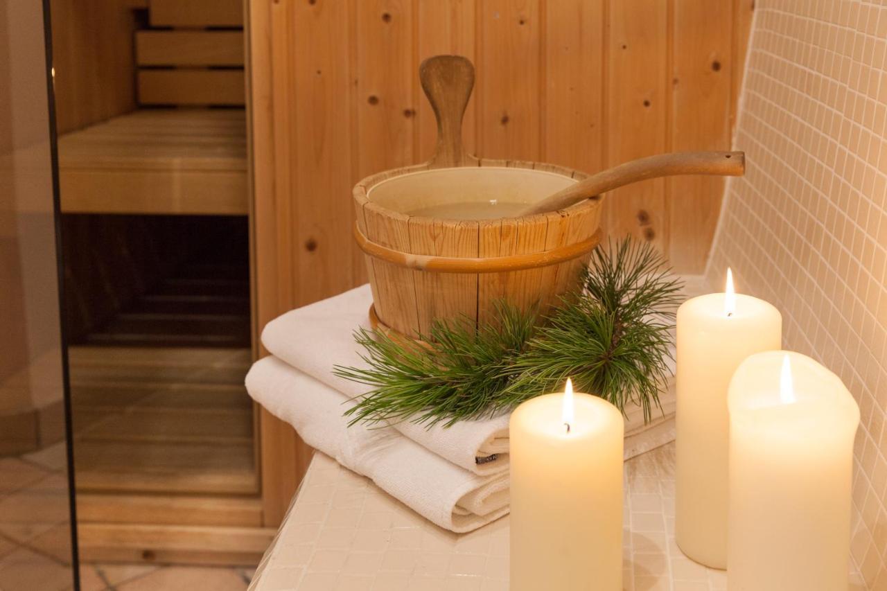 Alpenspitz Appartements - Garni - B&B Racines Exterior photo