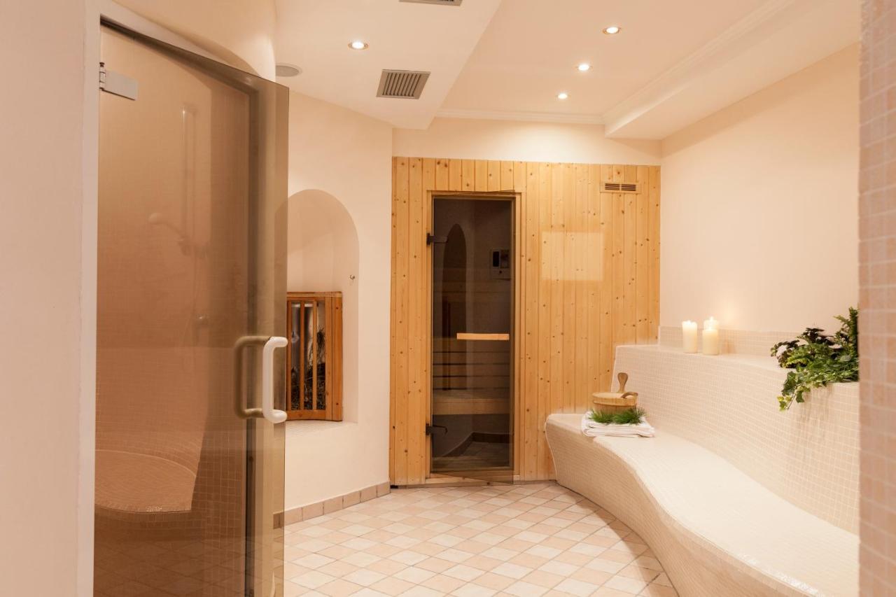 Alpenspitz Appartements - Garni - B&B Racines Exterior photo