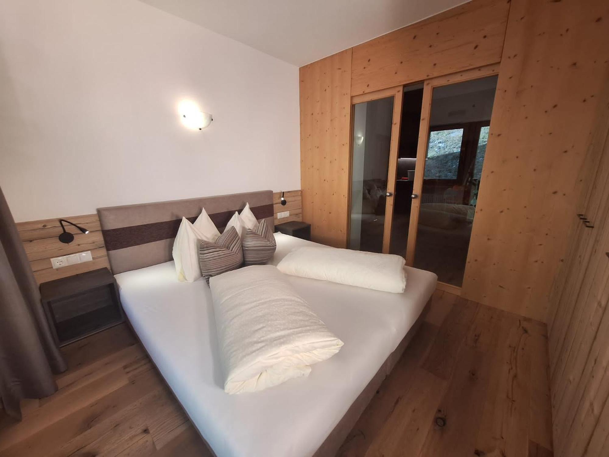 Alpenspitz Appartements - Garni - B&B Racines Exterior photo